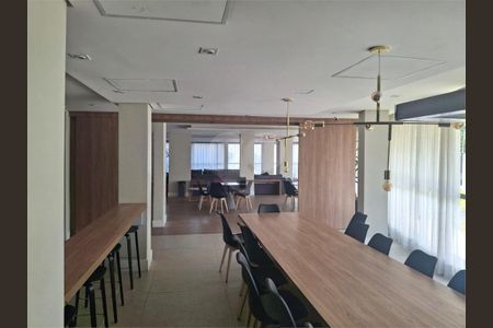 Apartamento à venda com 2 quartos, 60m² em Ferreira, São Paulo