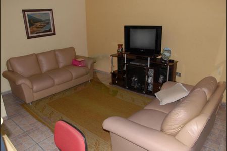 Casa à venda com 4 quartos, 240m² em Vila Anadir, São Paulo