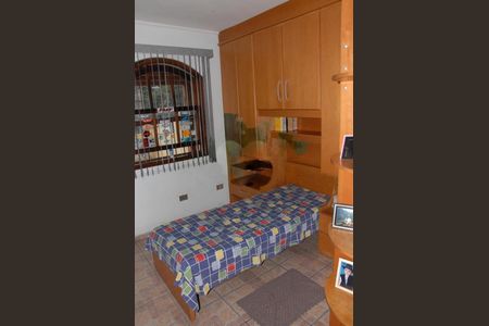 Casa à venda com 4 quartos, 240m² em Vila Anadir, São Paulo