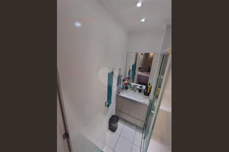 Apartamento à venda com 3 quartos, 64m² em Umuarama, Osasco