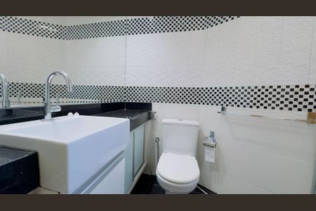 Apartamento à venda com 140m², 3 quartos e 1 vagaBanheiro da Suíte