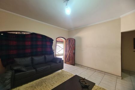 Sala de casa para alugar com 3 quartos, 200m² em Jardim Vila Formosa, São Paulo