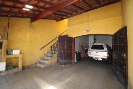 Casa à venda com 137m², 3 quartos e 2 vagasGaragem