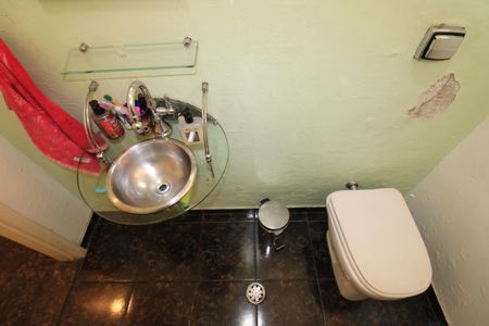 Casa à venda com 137m², 3 quartos e 2 vagasLavabo