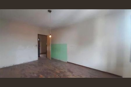 Casa à venda com 3 quartos, 200m² em Butantã, São Paulo