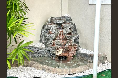 Casa à venda com 427m², 4 quartos e 5 vagas Casa à venda com 427m², 4 quartos e 5 vagasGaragem