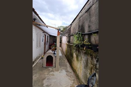 Casa à venda com 1 quarto, 246m² em Vila Carrão, São Paulo