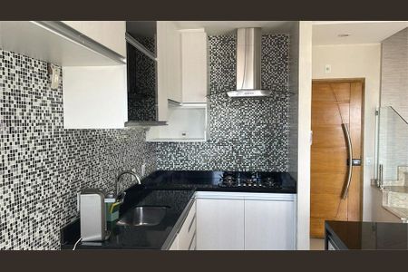 Apartamento à venda com 3 quartos, 126m² em Vila Bertioga, São Paulo