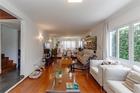 Casa à venda com 4 quartos, 260m² em Alto da Lapa, São Paulo