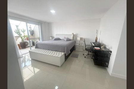 Apartamento à venda com 300m², 3 quartos e 3 vagas