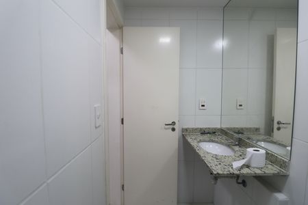 Apartamento para alugar com 140m², 2 quartos e 2 vagas Apartamento para alugar com 140m², 2 quartos e 2 vagasBanheiro Social