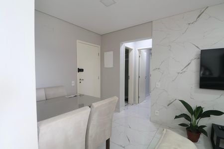 Apartamento para alugar com 140m², 2 quartos e 2 vagas Apartamento para alugar com 140m², 2 quartos e 2 vagasSala