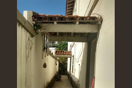 Casa à venda com 3 quartos, 200m² em Chácara Santo Antônio (Zona Sul), São Paulo