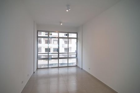 Studio à venda com 30m², 1 quarto e sem vaga Studio à venda com 30m², 1 quarto e sem vagaStudio