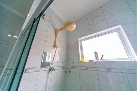 Casa à venda com 322m², 4 quartos e 4 vagasBanheiro Suíte 1