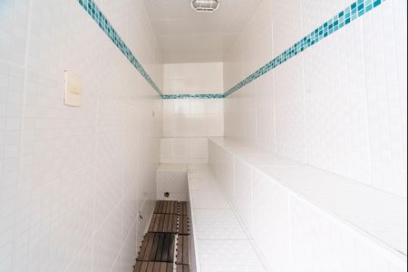 Casa à venda com 322m², 4 quartos e 4 vagasSauna