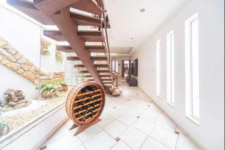 Casa à venda com 322m², 4 quartos e 4 vagasHall da Escada