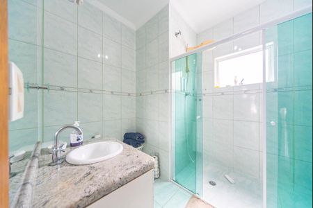 Casa à venda com 322m², 4 quartos e 4 vagasBanheiro Suíte 1