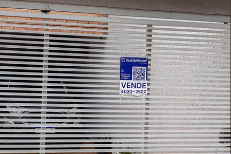 Casa à venda com 322m², 4 quartos e 4 vagasPlaca 