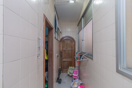 Apartamento à venda com 230m², 4 quartos e 4 vagasCorredor