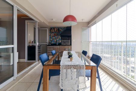 Apartamento à venda com 100m², 3 quartos e 2 vagasVarandanda