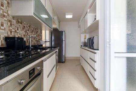 Apartamento à venda com 100m², 3 quartos e 2 vagasCozinha