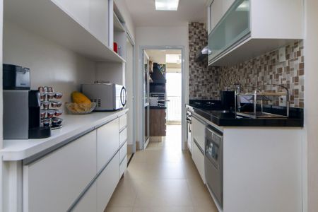 Apartamento à venda com 100m², 3 quartos e 2 vagasCozinha