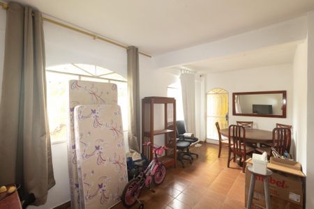 Sala de casa para alugar com 3 quartos, 300m² em Campo Grande, Rio de Janeiro