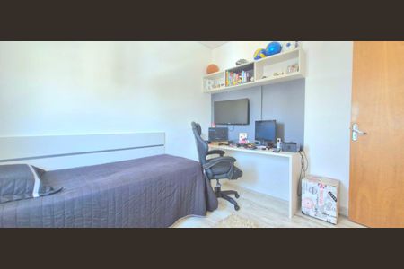 Casa de condomínio à venda com 360m², 3 quartos e 2 vagasQuarto 1