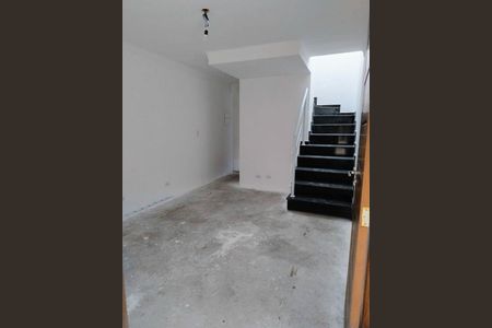 Casa à venda com 97m², 3 quartos e 2 vagas