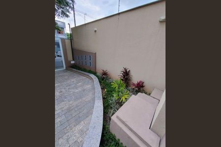 Casa à venda com 68m², 2 quartos e 1 vaga