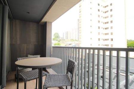Varanda de kitnet/studio para alugar com 1 quarto, 38m² em Vila Gomes Cardim, São Paulo