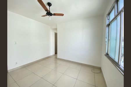 Apartamento para alugar com 48m², 2 quartos e 1 vagaSala