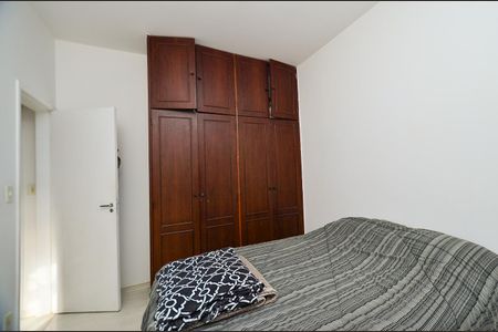 Quarto 1 de apartamento para alugar com 2 quartos, 66m² em Santa Tereza, Belo Horizonte