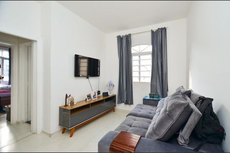 Sala de apartamento para alugar com 2 quartos, 66m² em Santa Tereza, Belo Horizonte