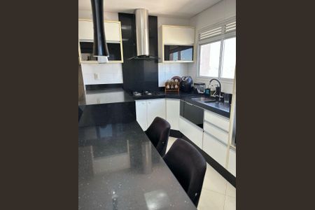 Foto 06 de apartamento à venda com 3 quartos, 99m² em Jardim Cocaia, Guarulhos