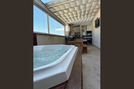 Apartamento à venda com 99m², 3 quartos e 1 vagaFoto 01