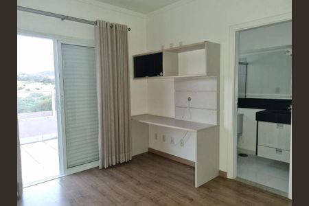 Casa à venda com 540m², 6 quartos e 3 vagasQuarto