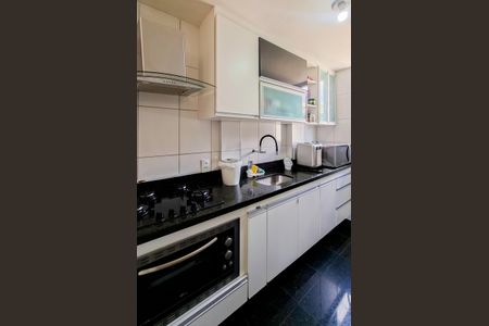 Apartamento à venda com 112m², 3 quartos e 2 vagas Apartamento à venda com 112m², 3 quartos e 2 vagasCozinha