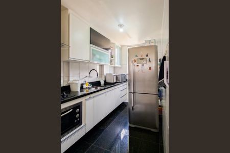 Apartamento à venda com 112m², 3 quartos e 2 vagas Apartamento à venda com 112m², 3 quartos e 2 vagasCozinha