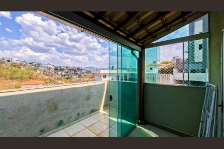Apartamento à venda com 112m², 3 quartos e 2 vagas Apartamento à venda com 112m², 3 quartos e 2 vagasCobertura
