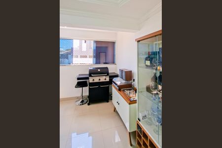 Apartamento à venda com 112m², 3 quartos e 2 vagas Apartamento à venda com 112m², 3 quartos e 2 vagasCobertura Sala