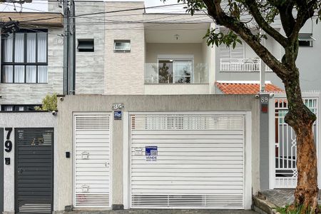 Casa à venda com 220m², 3 quartos e 4 vagasFachada 