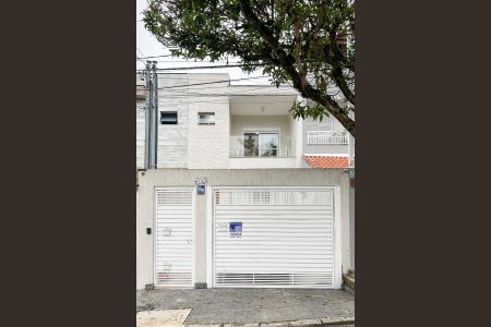 Casa à venda com 220m², 3 quartos e 4 vagasFachada 