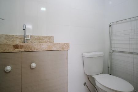 Casa à venda com 220m², 3 quartos e 4 vagasLavabo quintal