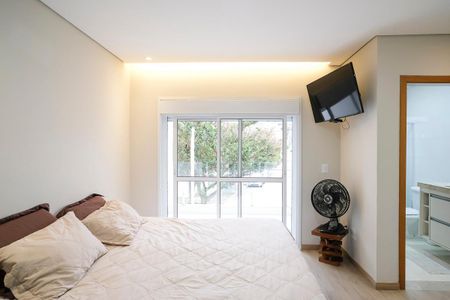 Casa à venda com 220m², 3 quartos e 4 vagasSuíte