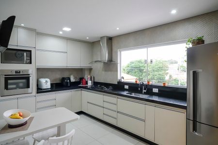 Casa à venda com 220m², 3 quartos e 4 vagasCozinha