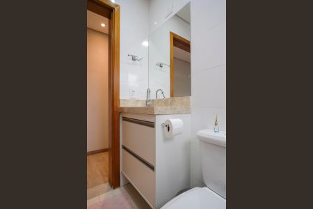 Casa à venda com 220m², 3 quartos e 4 vagasLavabo