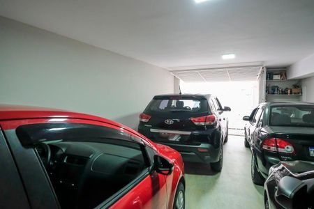 Casa à venda com 220m², 3 quartos e 4 vagasGaragem