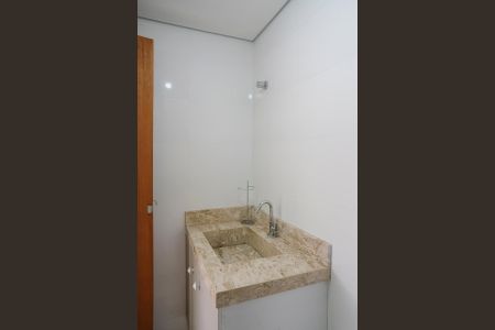 Casa à venda com 220m², 3 quartos e 4 vagasLavabo quintal